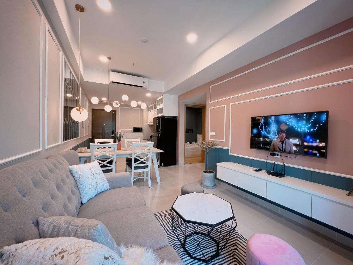 Yu Stay Lux And Cozy 2Bedrs In Soho Residence Near Bui Vien Walking Street Хошимин Экстерьер фото