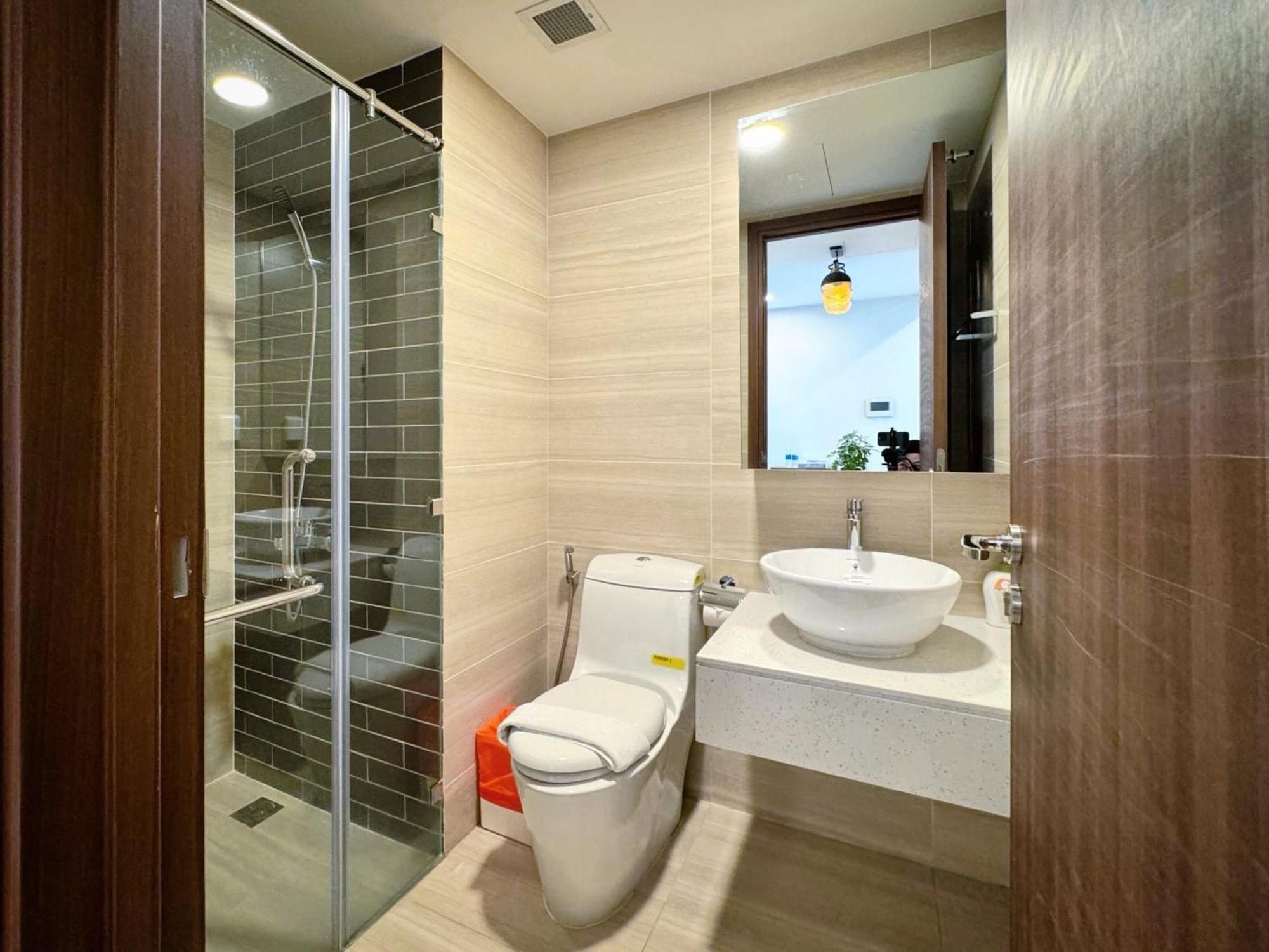 Yu Stay Lux And Cozy 2Bedrs In Soho Residence Near Bui Vien Walking Street Хошимин Экстерьер фото